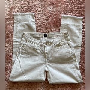 GAP DENIM STRAIGHT LEG JEANS 🤍